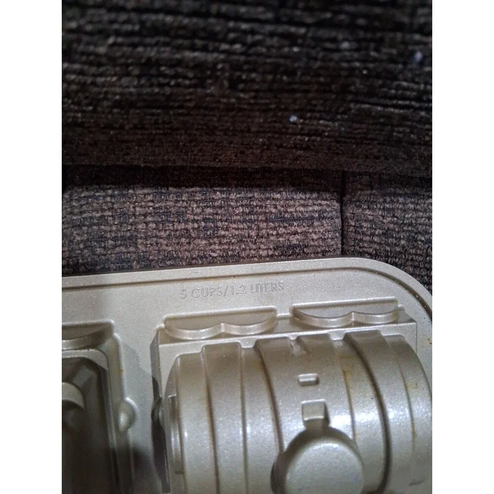 Nordic Ware Platinum Collection 9-Train Mini-Cake Pan Loaf Freight Cars Engine